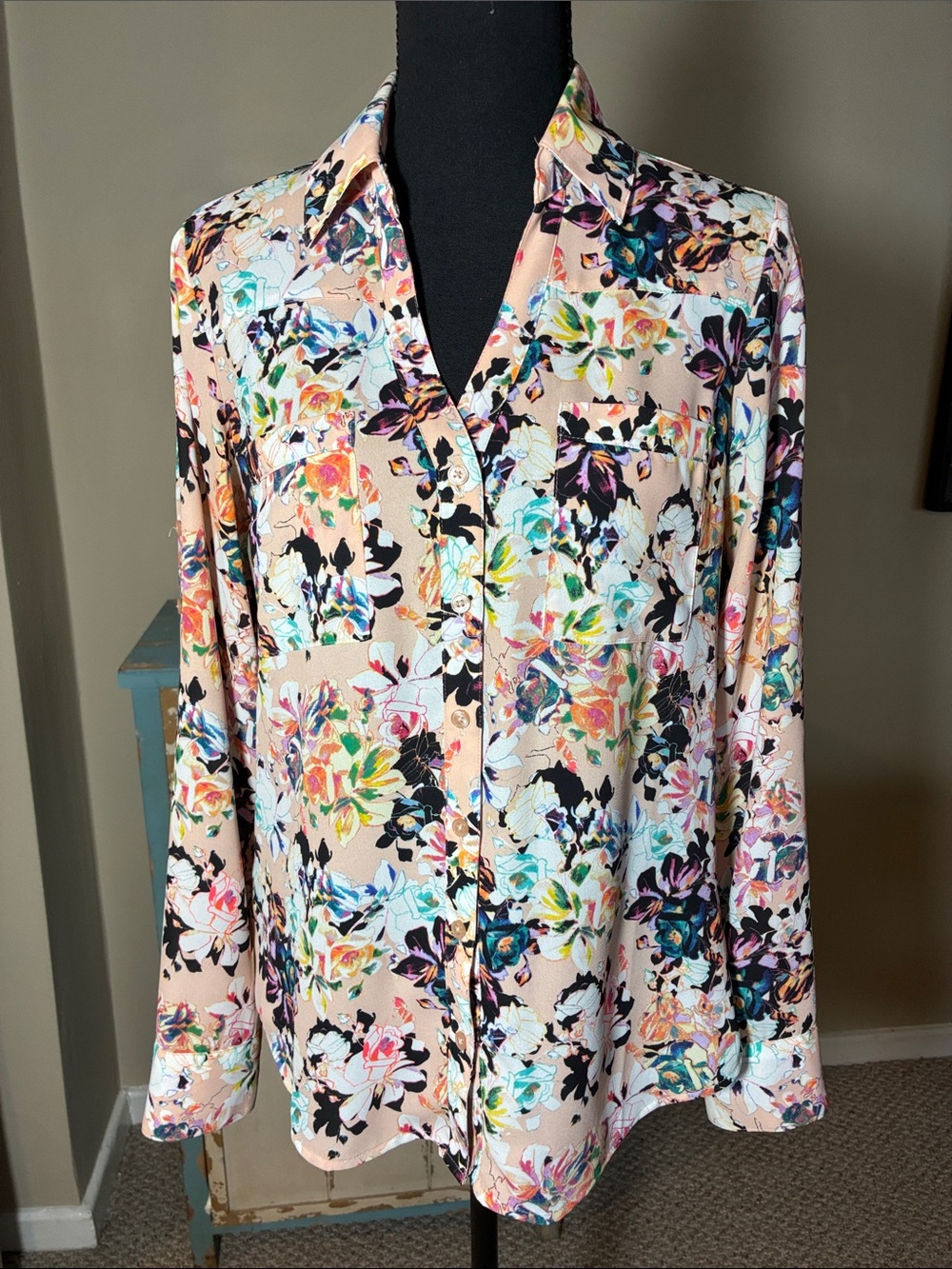 Express Floral Portofino Button-Up Blouse in Peach Multi